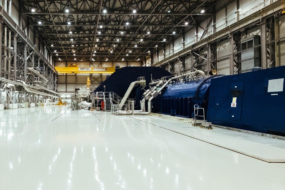 The flooring and the steel equipment inside the Olkiluoto 3 nuclear power plant coated with the white and blue paints of Teknos