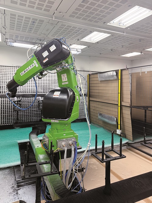 The self-learning coating robot supplied by CMA Robotics. © ipcm