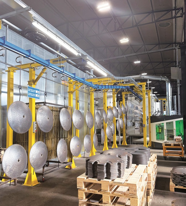 The manual loading area. © ipcm