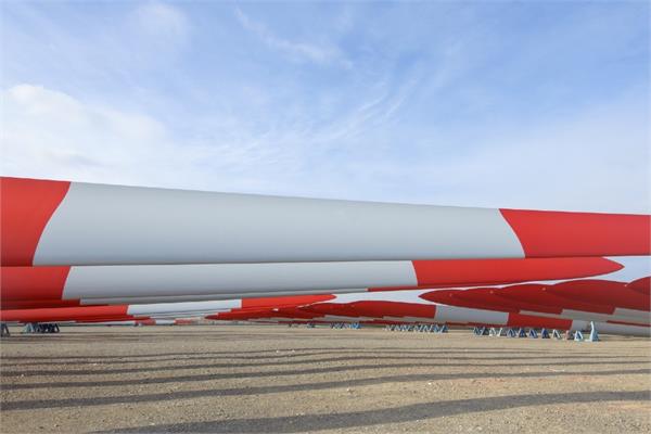 The polyurethane wind rotor blades