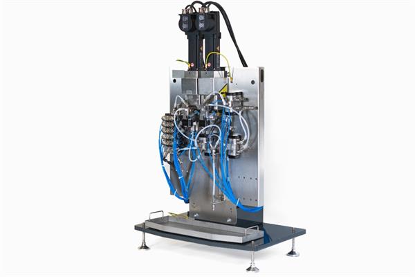 The dosing and colour-changing system Fluid Board from Dürr