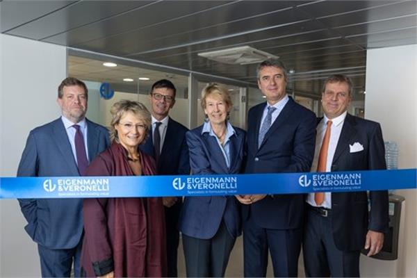 The opening ceremony of the new laboratory of Eigenmann & Veronelli