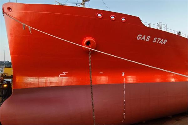 The hull of the LPG carrier coated with FASTAR I