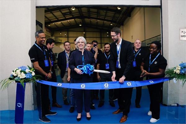 photo of some representatives of Graco at the opening cerimony of the new application center in Dubai