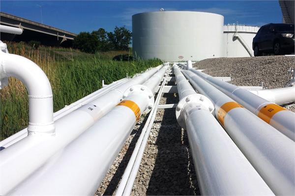 Pipelines protected with white coatings from Henkel