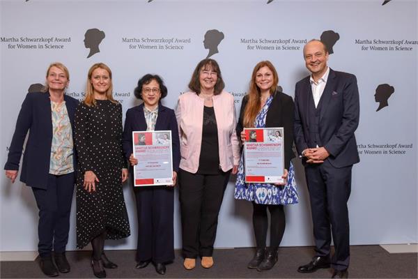 The winners of the Martha Schwarzkopf Award for Women in Science by Henkel