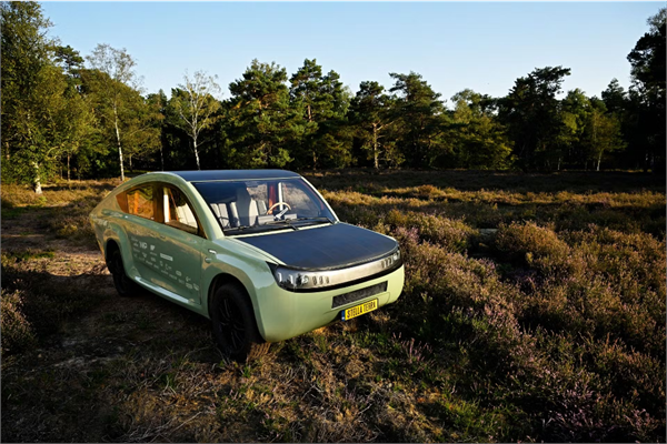 Stella Terra, the first solar-powered off-road car coated with the fire protection paints of PPG