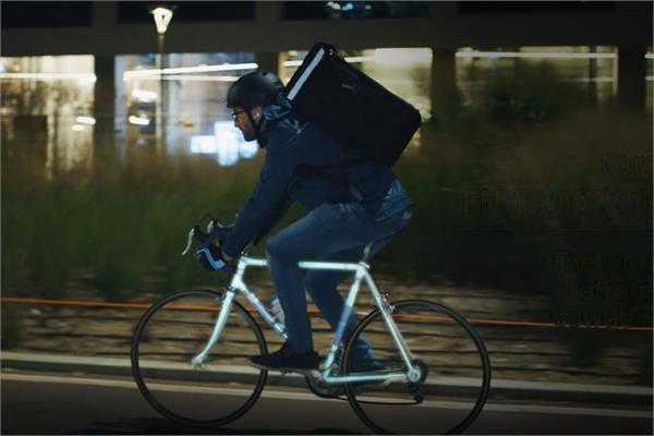 A bike at night