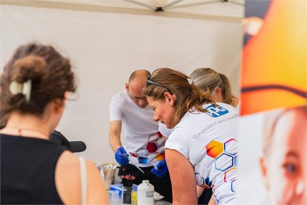 photo of PPG operator during STEM event in Prague