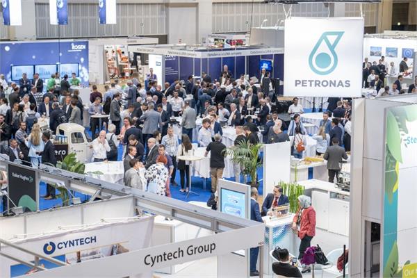 The exhibition floor of the Pipeline Technology Conference